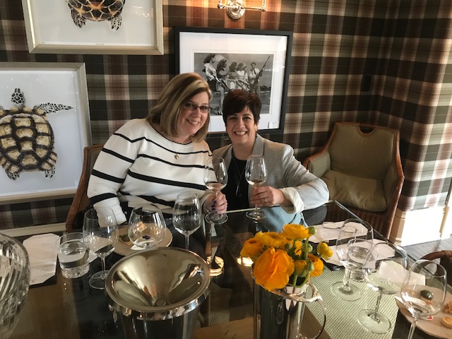 Lori and Cheryl - Cheers